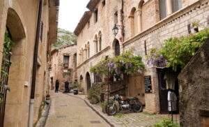 saint_guilhem_17